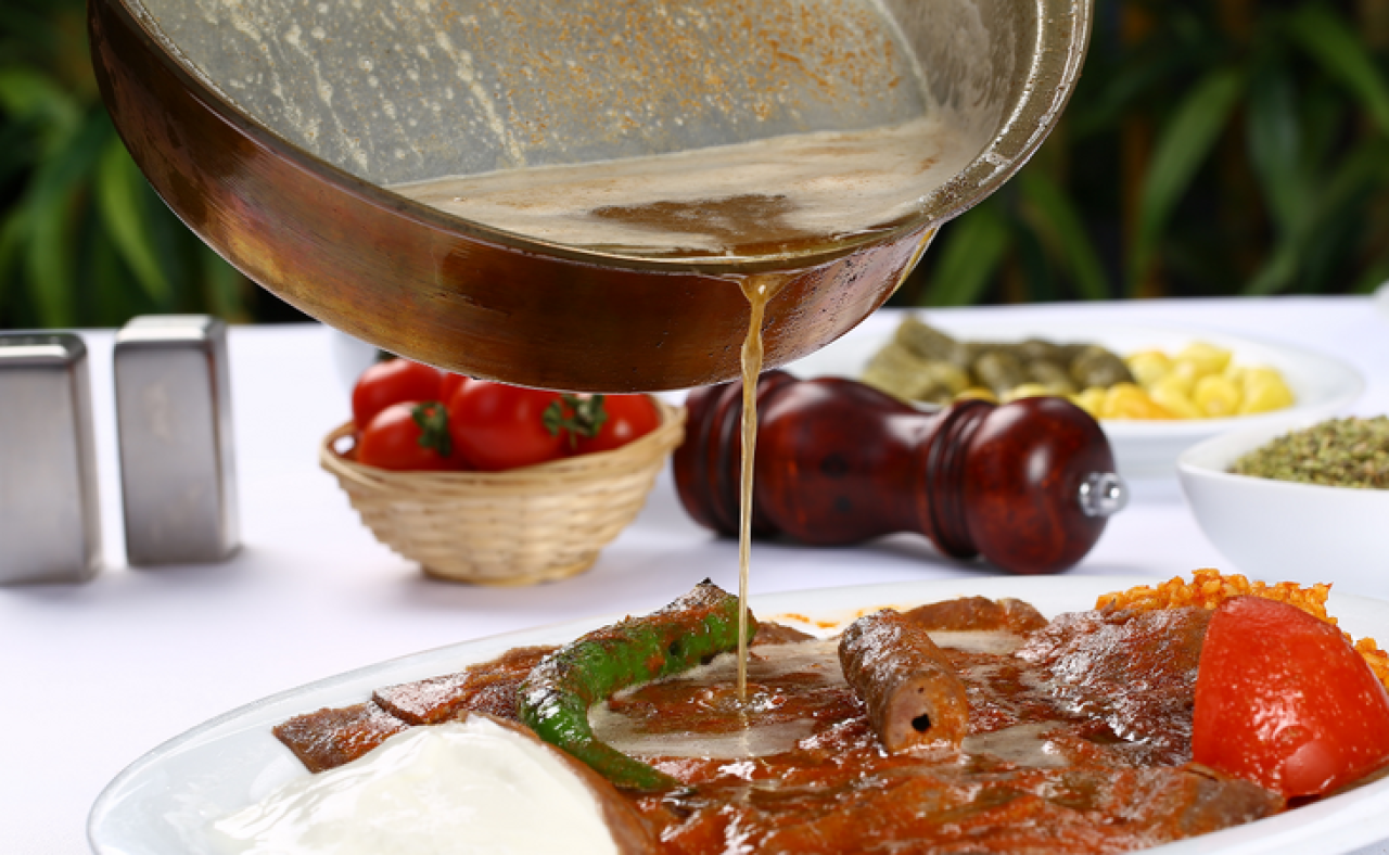 İskender Kebabı Tarifi 